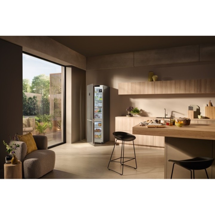 Réf.-congel. avec BioFresh Professional. NoFrost Liebherr CBNstb 579i Peak BioFresh NoFrost vue 12
