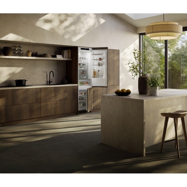 Réf.-congel.encastr. avec EasyFresh. NoFrost Liebherr ICNSd 5603 Pure NoFrost vue 5